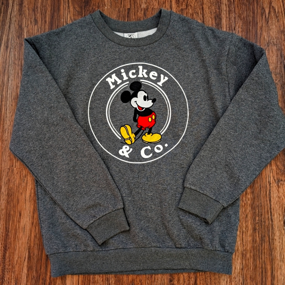 Retro Style Mickey & Co Sweatshirt